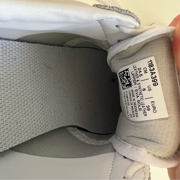 *RARE* Asics Onitsuka Tiger Low Tops - Picture 3 of 3